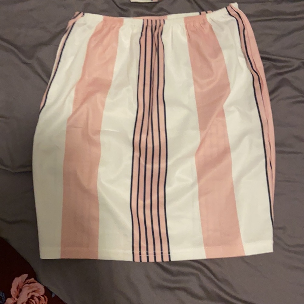 Set - Picture 3 of 5